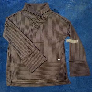 Black Tahari Sport Top